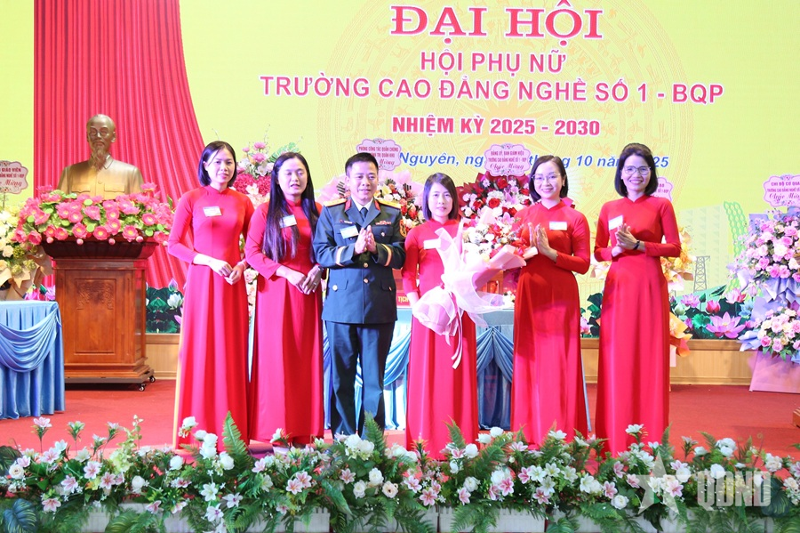 Đại hội Phụ nữ Trường Cao đẳng Nghề số 1-Bộ Quốc phòng nhiệm kỳ 2025-2030